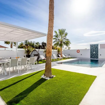 Σπίτι διακοπών Nicole Wifi, Gym, Heated Pool