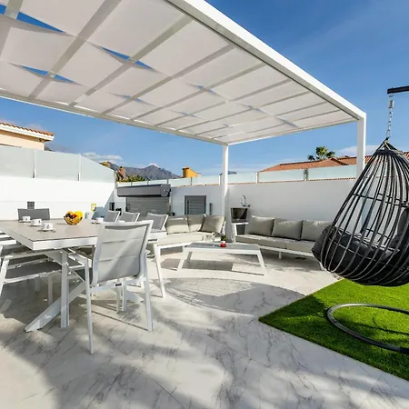 Nicole Wifi, Gym, Heated Pool Σπίτι διακοπών