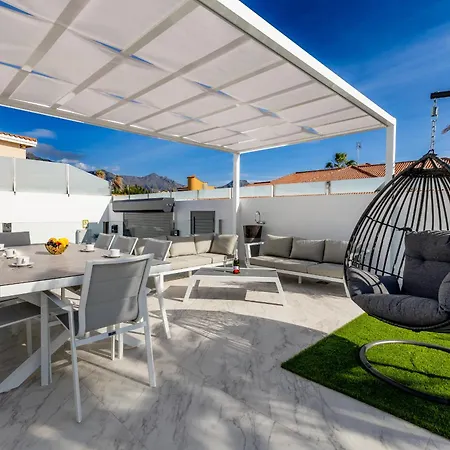 Сasa de vacaciones Nicole Wifi, Gym, Heated Pool *