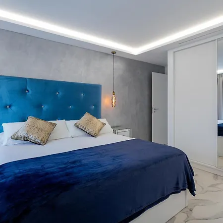 Сasa de vacaciones Nicole Wifi, Gym, Heated Pool *
